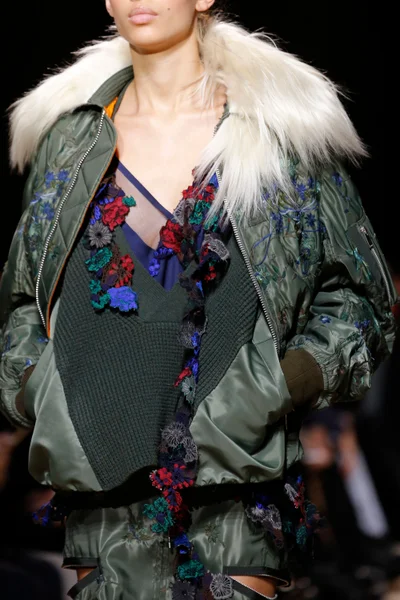 Look 14